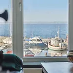 With Sea And Harbor View Feriehus Tranekær