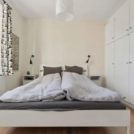 With Sea And Harbor View Vakantiehuis